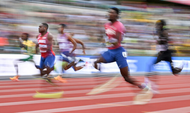 How to choose the right bookmaker for betting on athletics?
